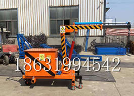 多伦县随车吊机220伏家用吊机那里有移动全电动液压吊机移动改装随车吊机